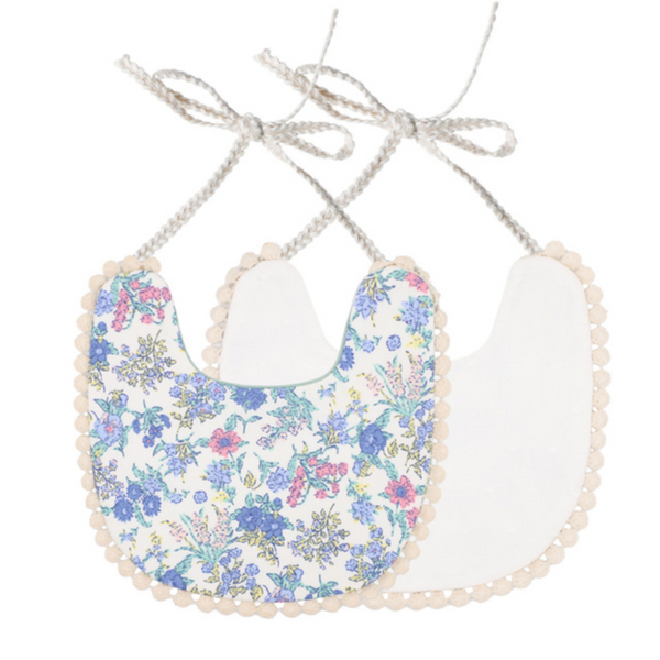 Lilly Bib